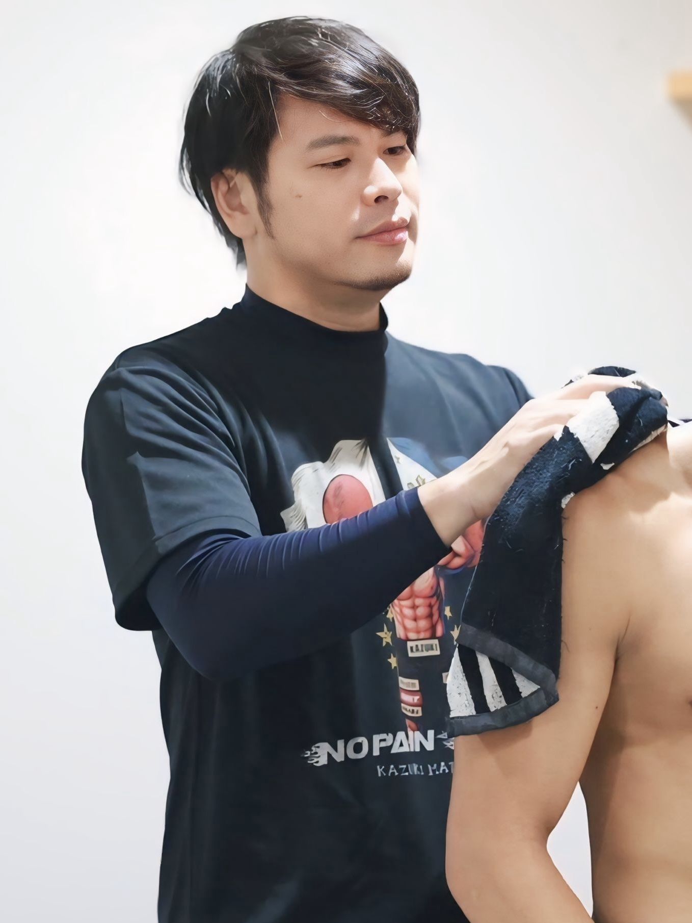 鈴木結介トレーナー